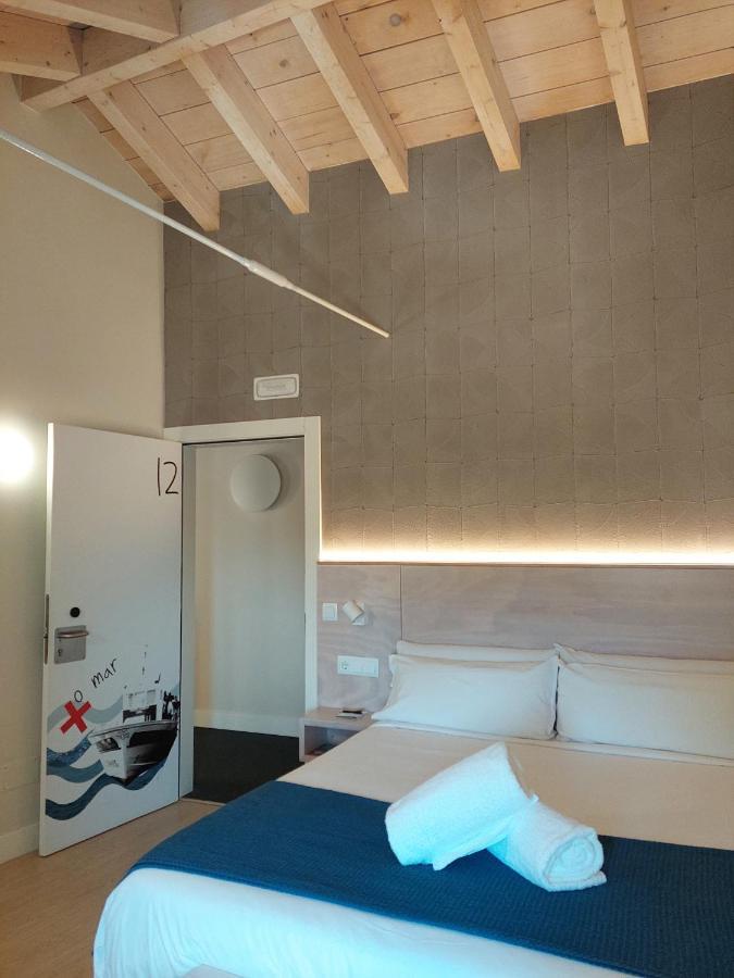 Hotel Tematico Do Banco Azul 피니스테레 외부 사진
